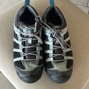 EUC Chaco’s hiking sneakers gray and teal mesh and suede.  8.5